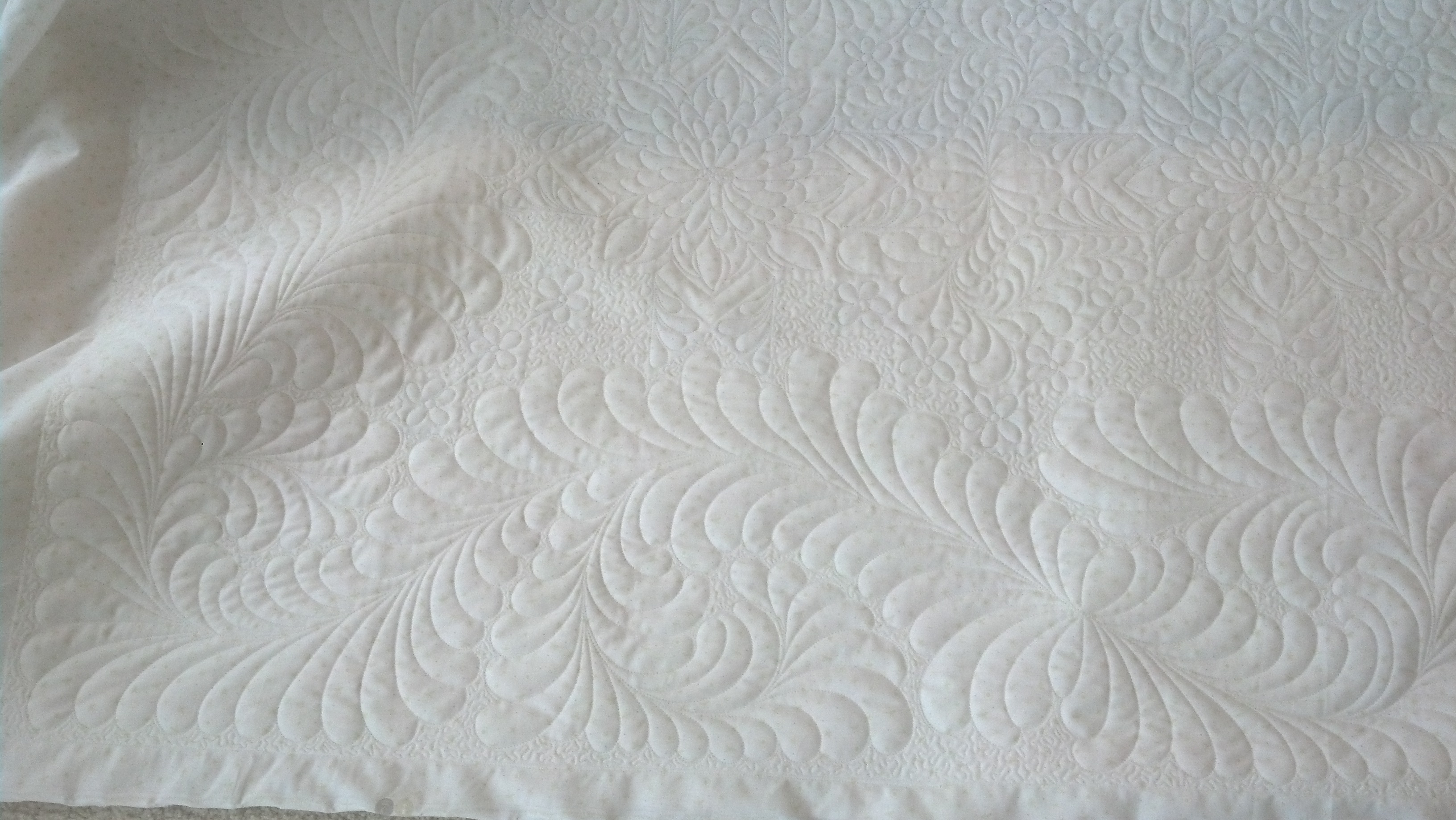 Guild Quilt White